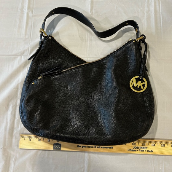 Michael Kors Purse - Picture 7 of 8